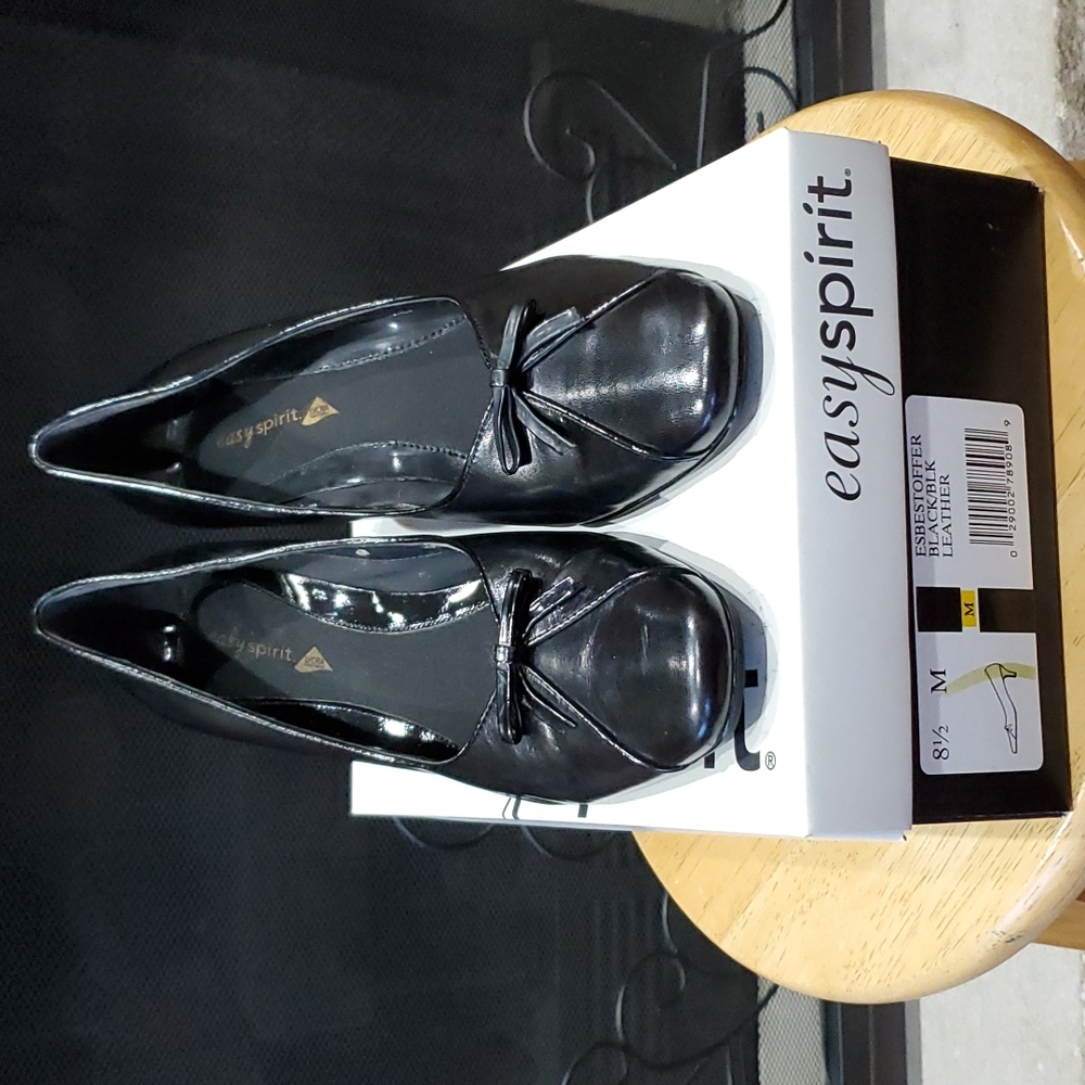 Easy Spirit Black Leather Heels